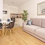 Appartement Center - Riverside By Apartmore *