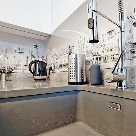 Center - Riverside By Apartmore * Danzig