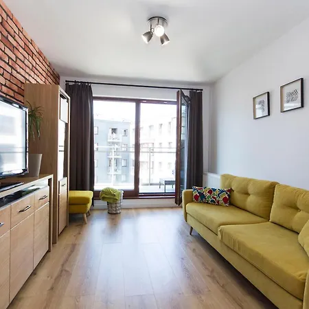 Center - Riverside By Apartmore * Danzig