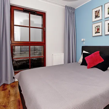 Center - Riverside By Apartmore גדנסק