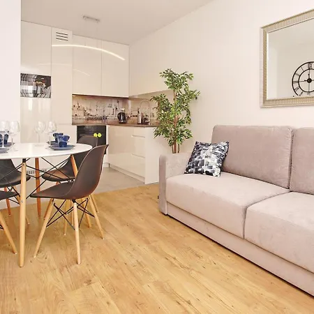 Lägenhet Center - Riverside By Apartmore *