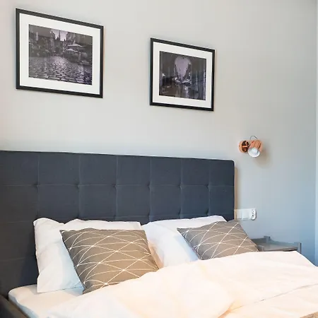 Center - Riverside By Apartmore Lägenhet