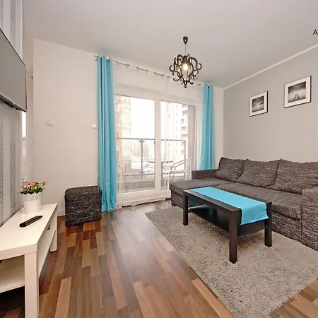 Center - Riverside By Apartmore *