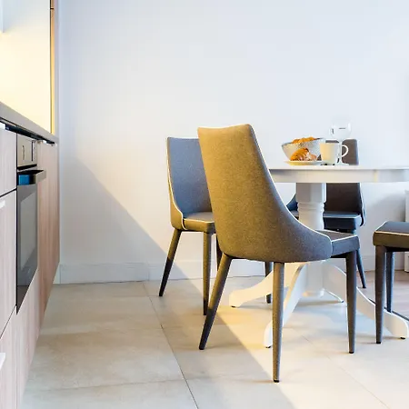 Center - Riverside By Apartmore גדנסק