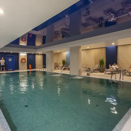 Lägenhet Center - Riverside By Apartmore Gdańsk