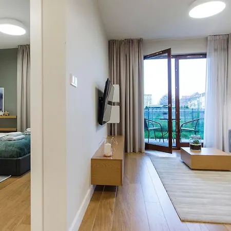 Center - Riverside By Apartmore