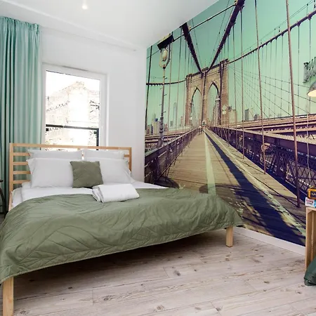 Center - Riverside By Apartmore *