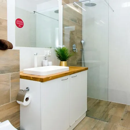Center - Riverside By Apartmore Gdańsk