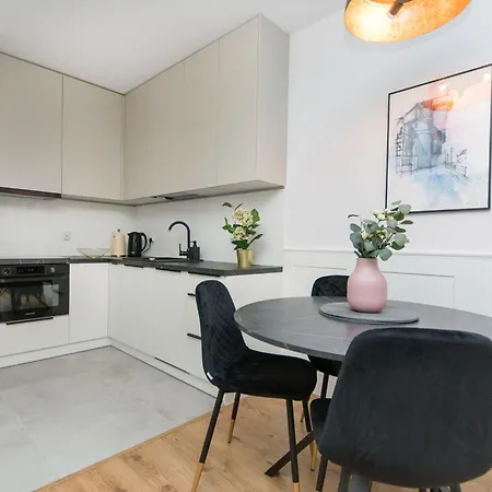 Center - Riverside By Apartmore Appartement