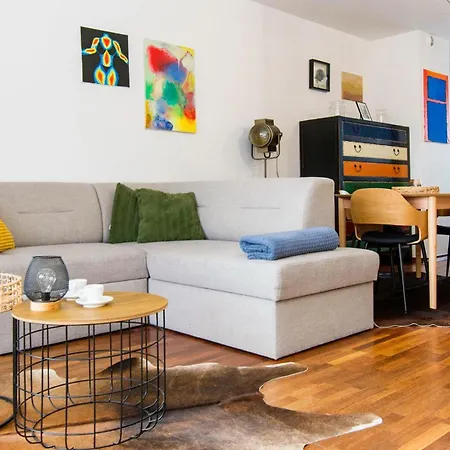 דירה Center - Riverside By Apartmore *