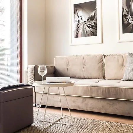 Center - Riverside By Apartmore Apartment *
