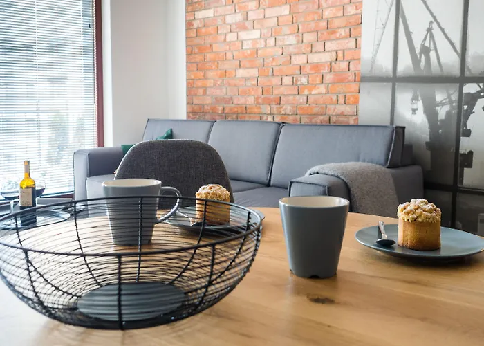 Center - Riverside By Apartmore غدانسك