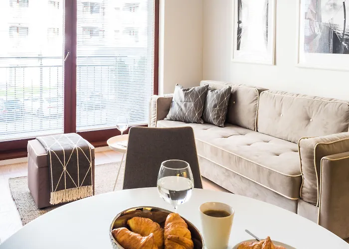 Center - Riverside By Apartmore غدانسك