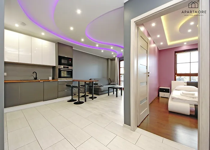 Center - Riverside By Apartmore