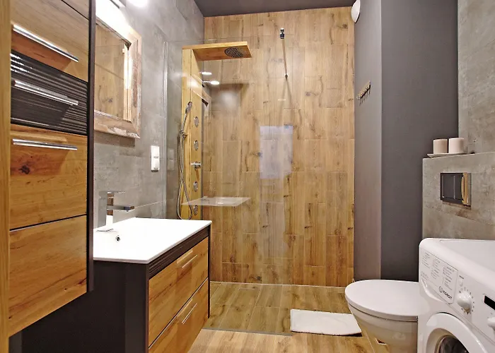 Center - Riverside By Apartmore شقة غدانسك